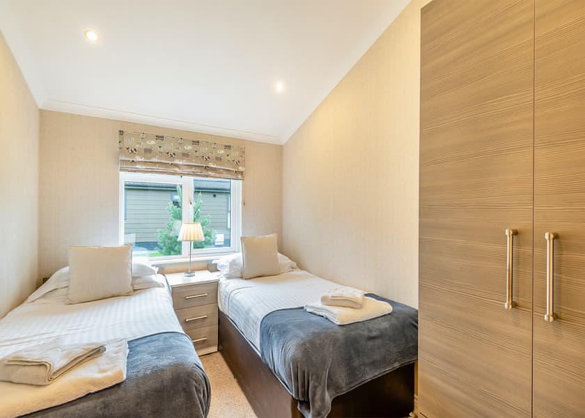 Lakeside 2 Pet Friendly - Woodhall Country Park Lodges, Woodhall Spa