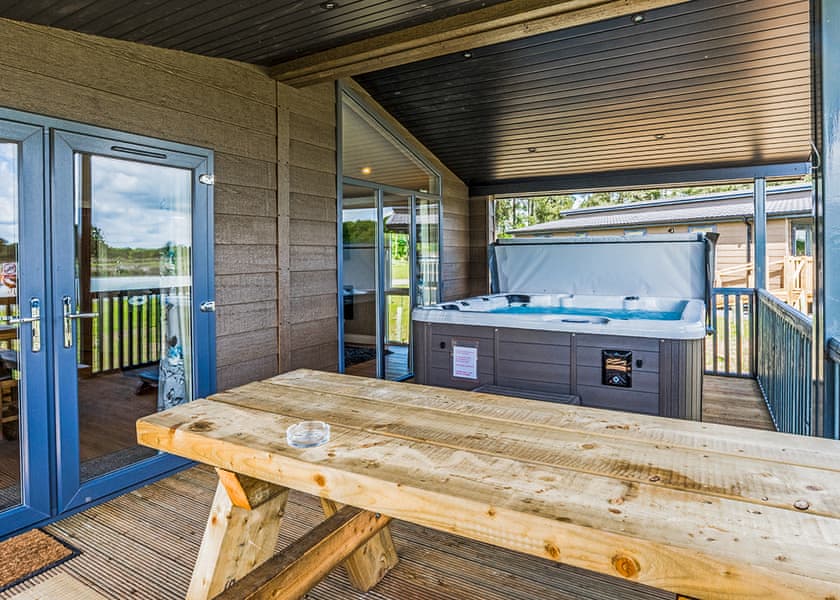 Lakeview 2 Pet Friendly - Woodhall Country Park Lodges, Woodhall Spa