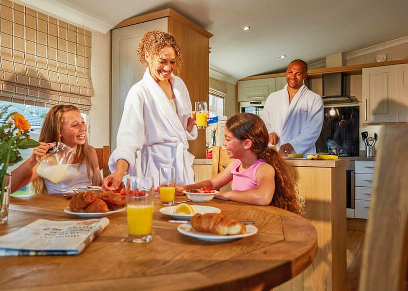 Lakeview 2 Pet Friendly - Woodhall Country Park Lodges, Woodhall Spa