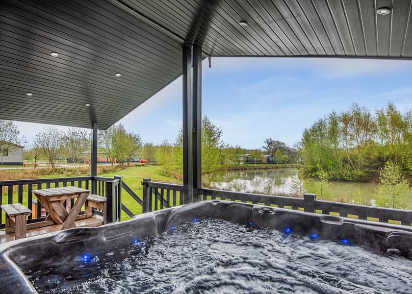Lakeside 2 Plus - Woodhall Country Park Lodges, Woodhall Spa