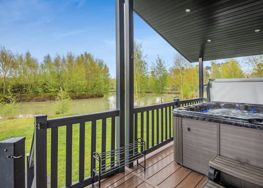 Lakeside 2 Plus - Woodhall Country Park Lodges, Woodhall Spa
