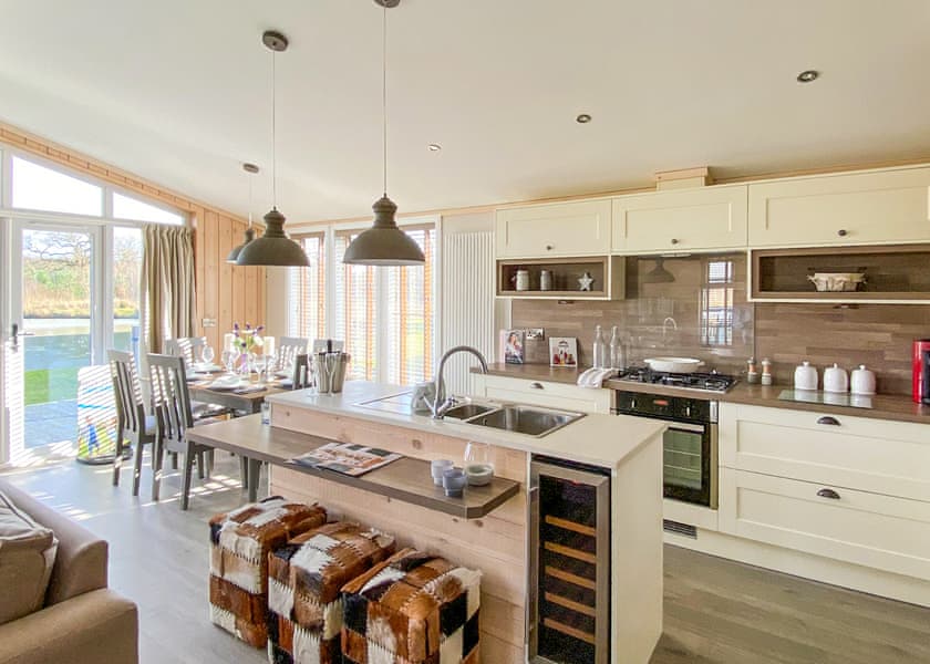 Lakeside 14 Casa Pet Friendly - Woodhall Country Park Lodges, Woodhall Spa