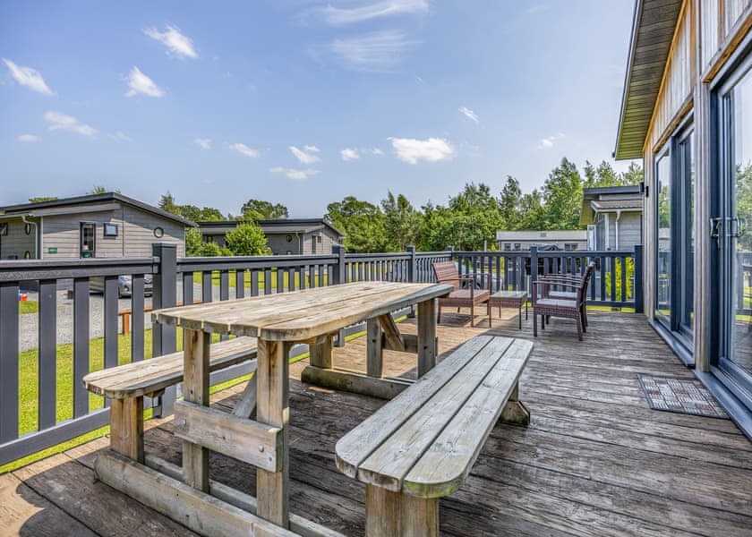 Lakeview Premier Pet Friendly - Woodhall Country Park Lodges, Woodhall Spa