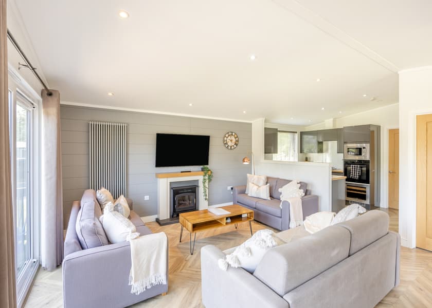 Lakeview Premier Pet Friendly - Woodhall Country Park Lodges, Woodhall Spa