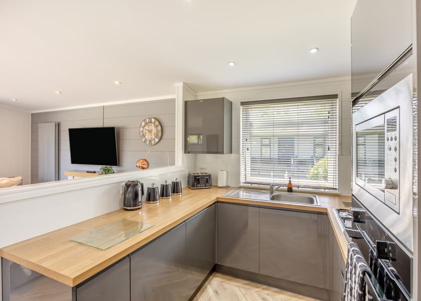 Lakeview Premier Pet Friendly - Woodhall Country Park Lodges, Woodhall Spa