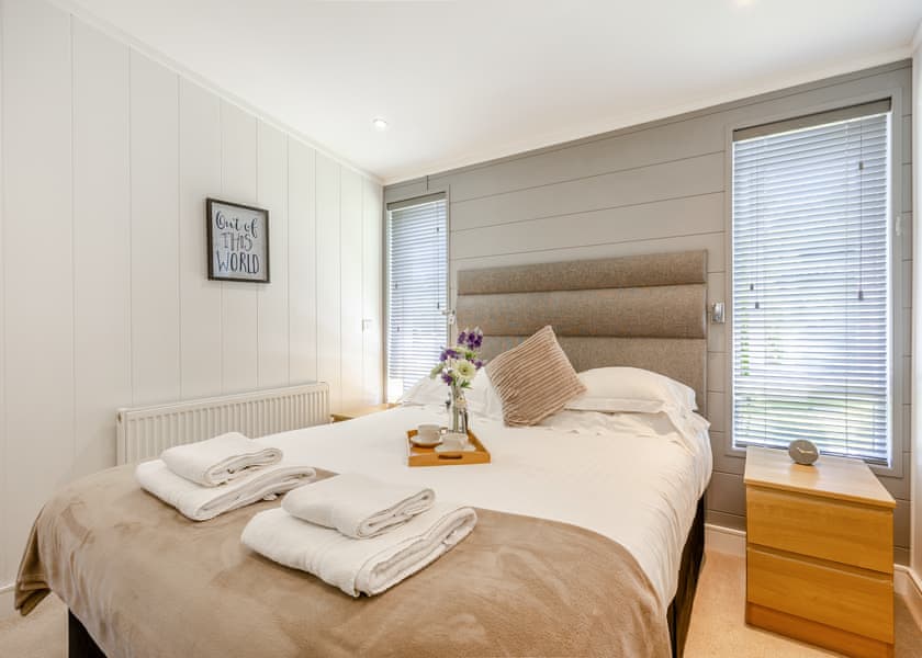 Lakeview Premier Pet Friendly - Woodhall Country Park Lodges, Woodhall Spa