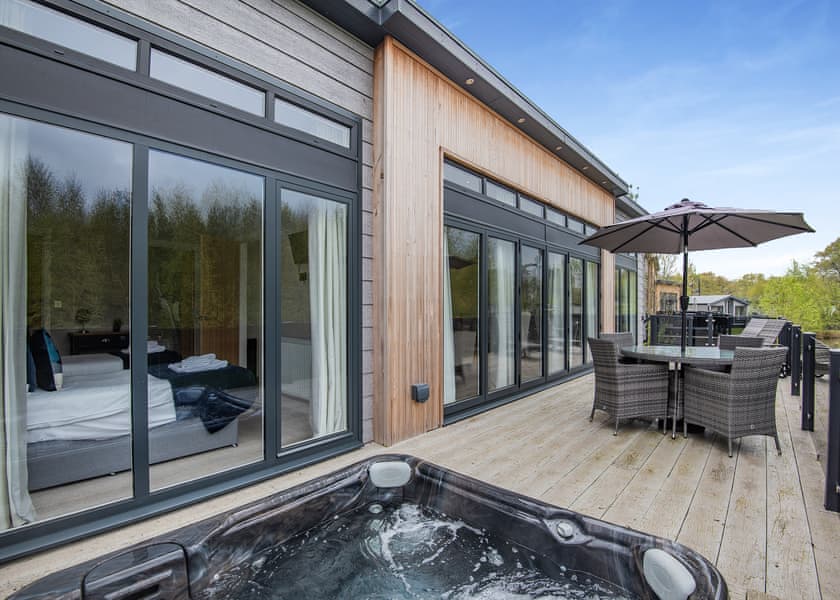 Lakeside 2 Premier - Woodhall Country Park Lodges, Woodhall Spa