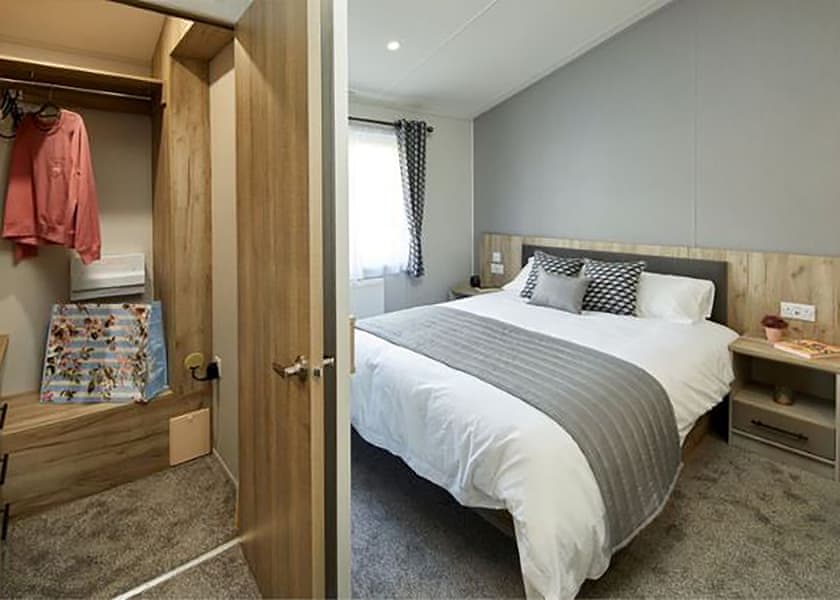 Pondview Retreat Lodge - Whitecairn Holiday Park, Glenluce, Newton Stewart