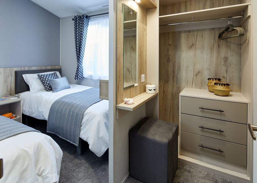 Pondview Retreat Lodge - Whitecairn Holiday Park, Glenluce, Newton Stewart