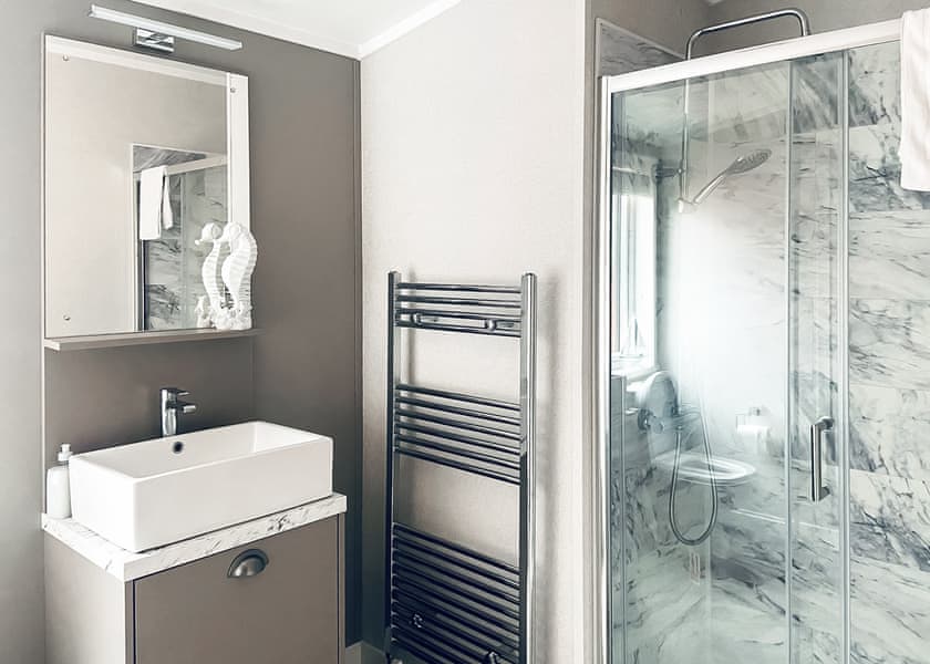 Glencoe Lodge | Glencoe - Whitecairn Holiday Park, Glenluce, Newton Stewart