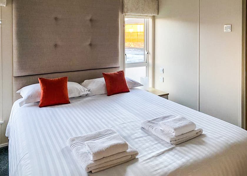 Kingfisher Lodge - Whitecairn Holiday Park, Glenluce, Newton Stewart