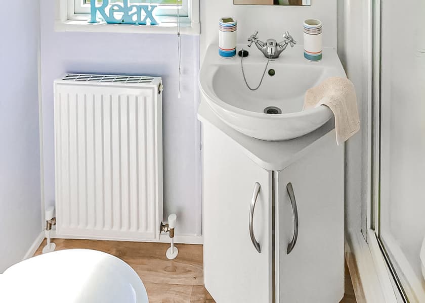 8 berth Superior Caravan (Pet) - Whitecliff Bay Holiday Park, Bembridge