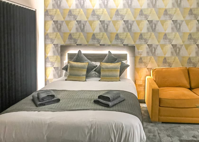 Sunset Apartment 3 - Wide Horizons Holiday Park, Ceredigion