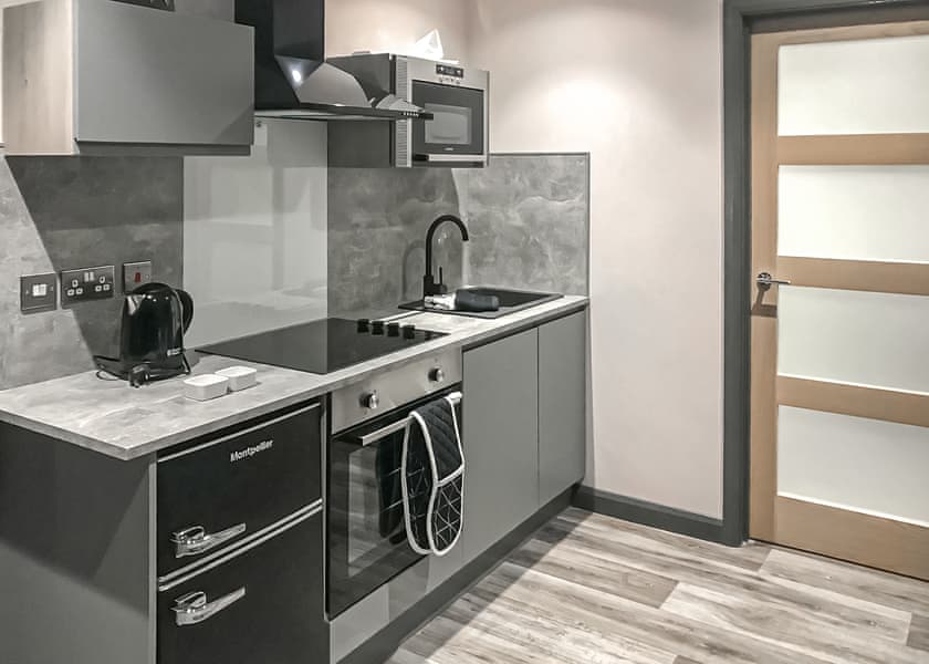 Sunset Apartment 4 - Wide Horizons Holiday Park, Ceredigion