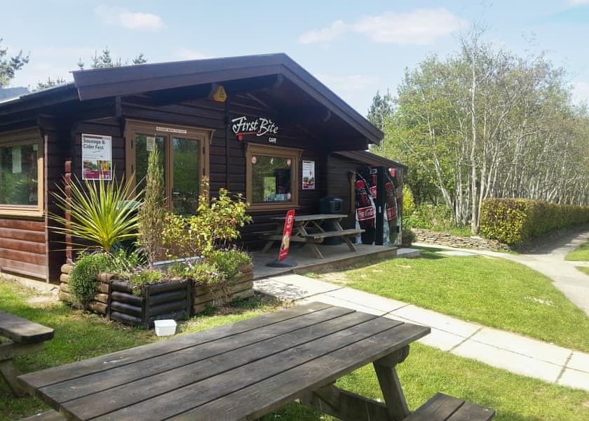 White Acres, Newquay