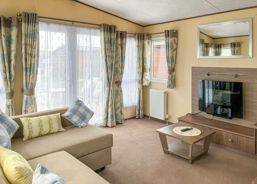 Platinum 4+2 with Hot Tub - Whitehouse Holiday Park, Towyn