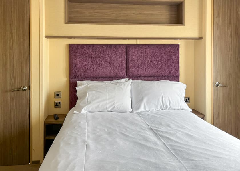 Platinum 4+2 with Hot Tub - Whitehouse Holiday Park, Towyn