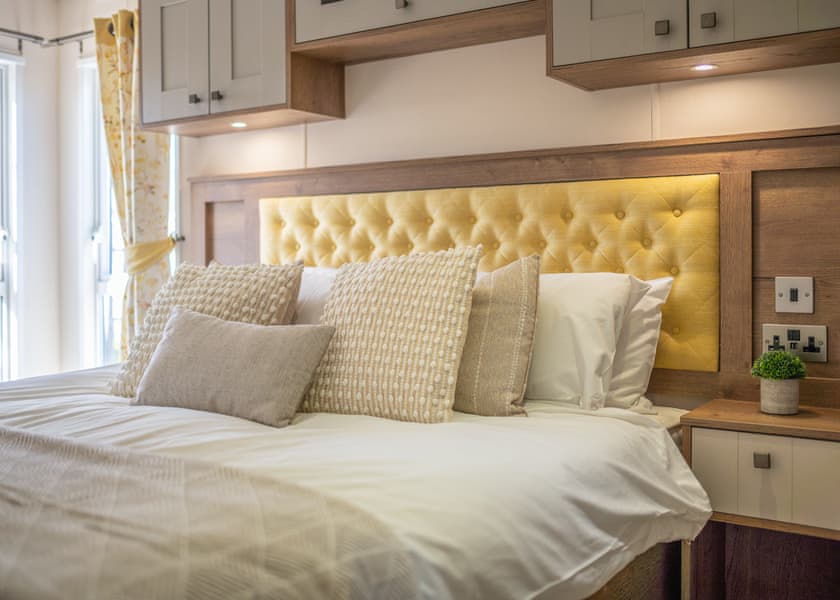 WOW Lodge - Whitehouse Holiday Park, Towyn