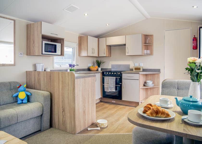 Classic 3 - Bowleaze Cove Holiday Park & Spa, Weymouth