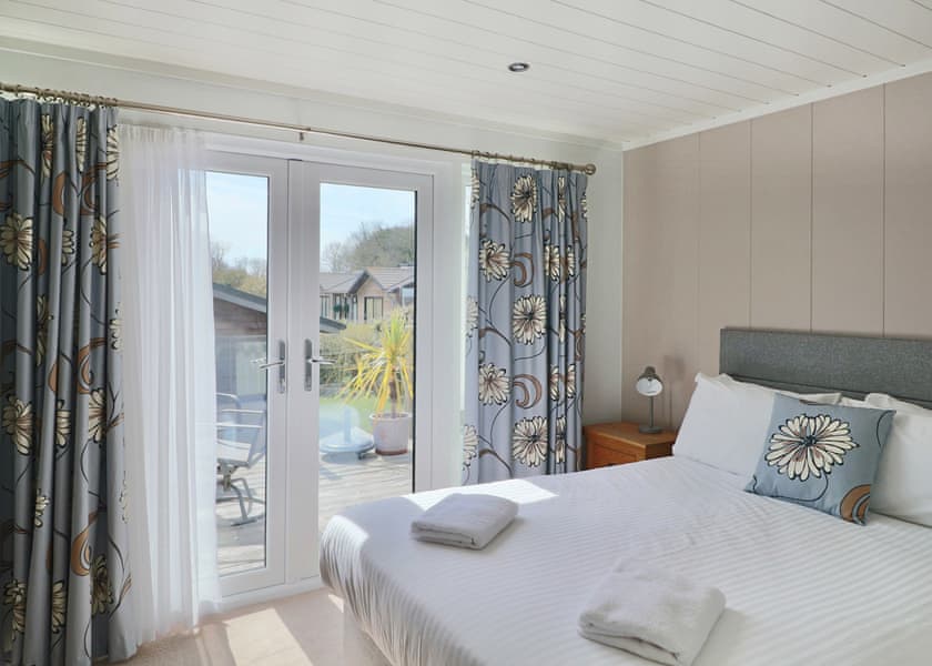 Cedar Falls 2 - Osmington Mills Lodge Park, Weymouth