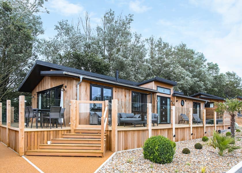 Cove Lodge 3 3 Bedroom Lodge with Hot Tub in Weymouth | Hoseasons