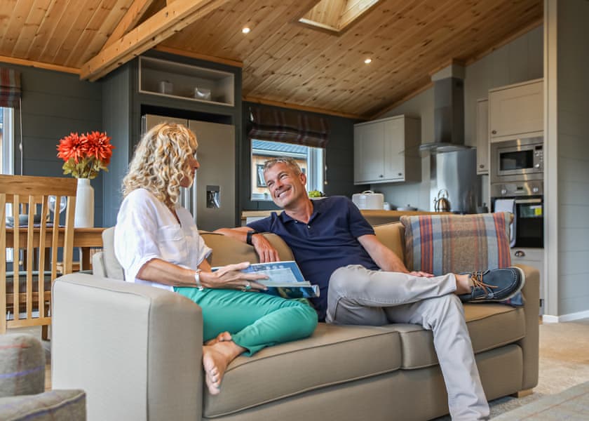 Cove Lodge 3 3 Bedroom Lodge with Hot Tub - Bowleaze Cove Holiday Park & Spa, Weymouth