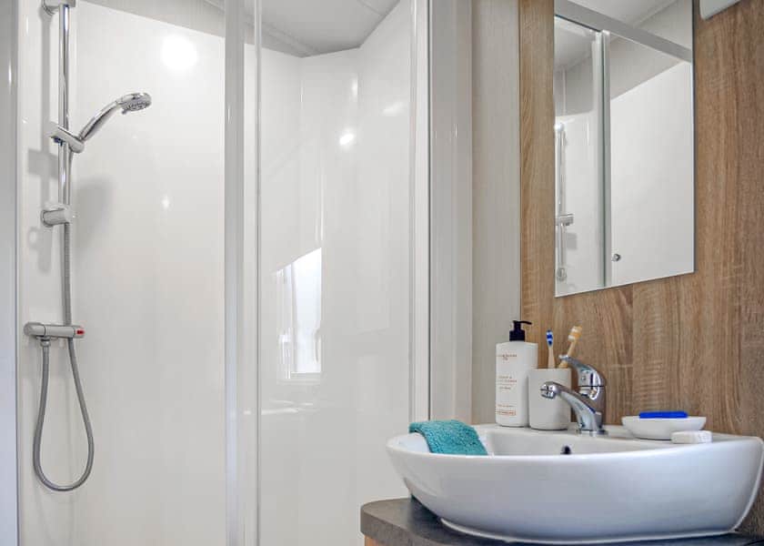 Classic 3 1 Bathroom no Decking (Dog Friendly) - Bowleaze Cove Holiday Park & Spa, Weymouth