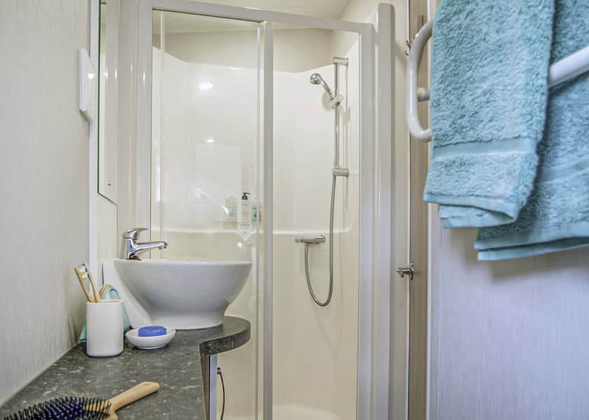 Superior 3 Sleeps 6 (Dog Friendly) - Bowleaze Cove Holiday Park & Spa, Weymouth