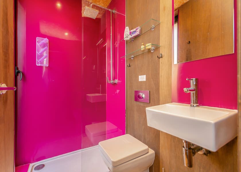 Kingfisher - Whispering Waters Teesdale Lodges, Gainford, County Durham