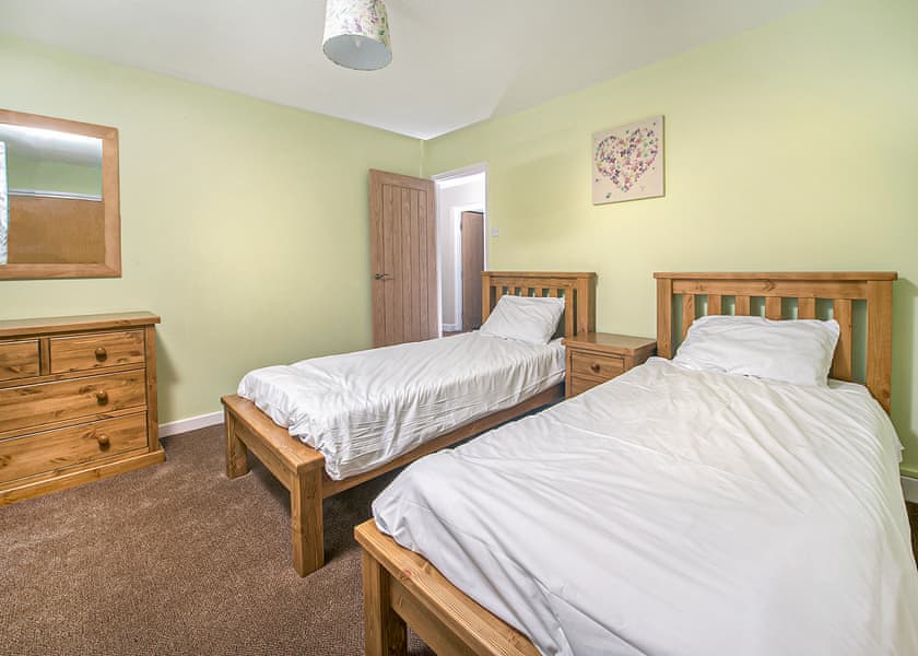 3 Bed Widemouth Farmhouse - Widemouth Bay Caravan Park, Widemouth Bay, Bude