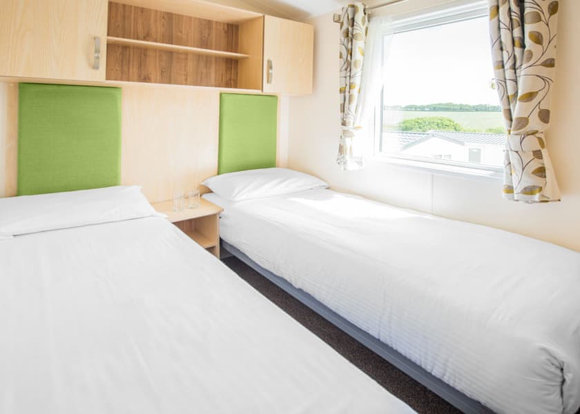 3 Bed Bronze Caravan 8 - Widemouth Bay Caravan Park, Widemouth Bay, Bude