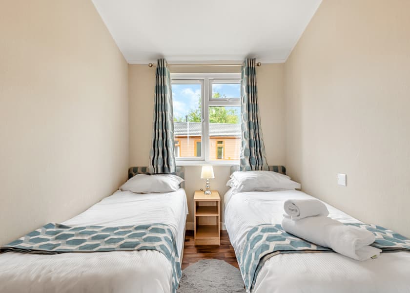 Wigmore Hill View - Wigmore Lakes Lodges, Wattleborough, Nr Shrewsbury