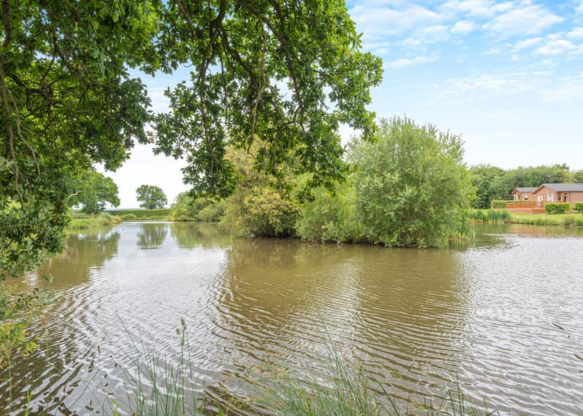 Wigmore Meadow View - Wigmore Lakes Lodges, Wattleborough, Nr Shrewsbury
