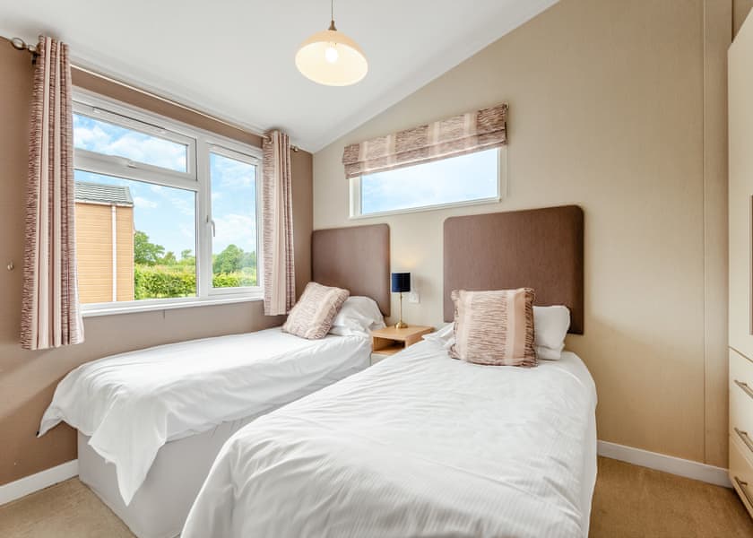 Wigmore Meadow View - Wigmore Lakes Lodges, Wattleborough, Nr Shrewsbury