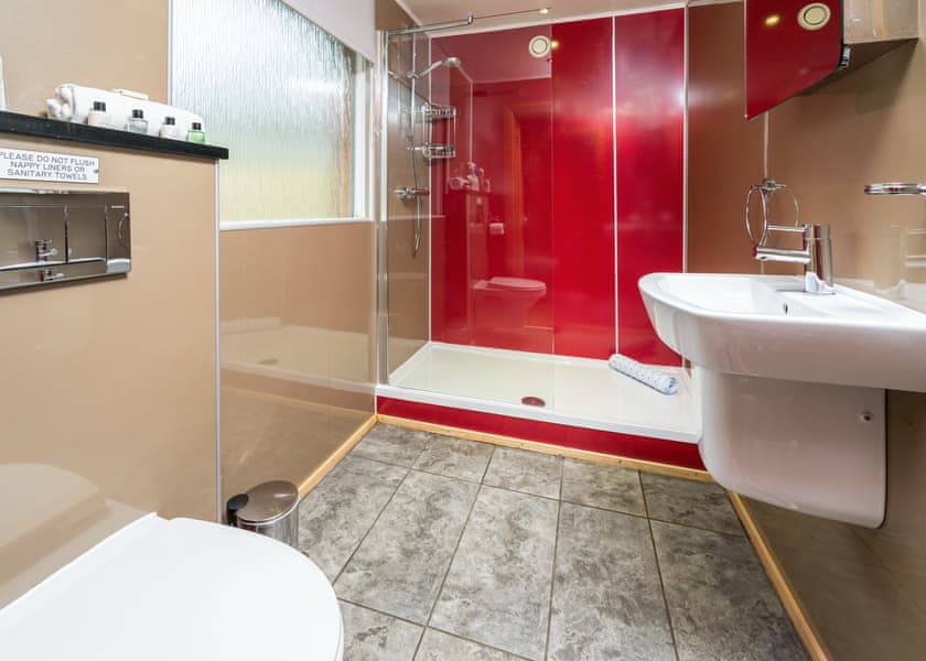 Tomatin Highland Lodges - Wildside Highland Lodges at Loch Ness, Whitebridge, Nr Loch Ness