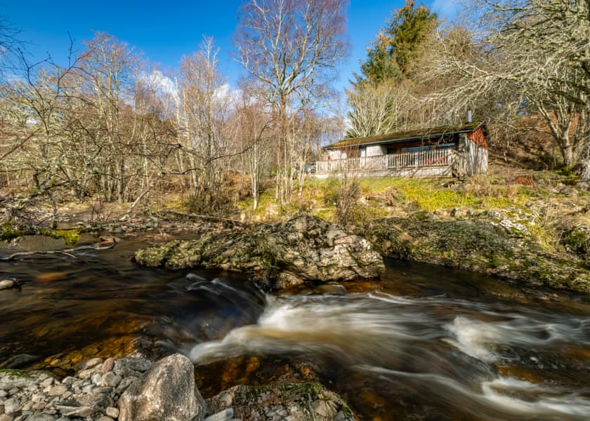Otter River View Lodge - Wildside Highland Lodges at Loch Ness, Whitebridge, Nr Loch Ness