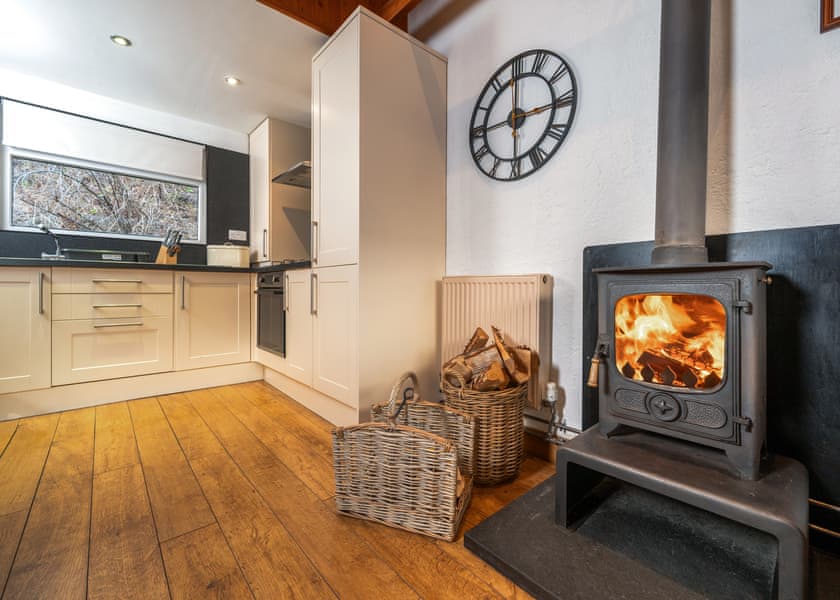 Otter River View Lodge - Wildside Highland Lodges at Loch Ness, Whitebridge, Nr Loch Ness