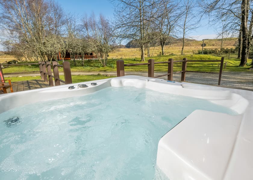 Eagle Glen Lodge - Wildside Highland Lodges at Loch Ness, Whitebridge, Nr Loch Ness