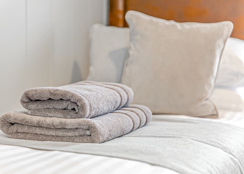 Oak View Lodge - Windmill Retreat & Spa, Glastonbury