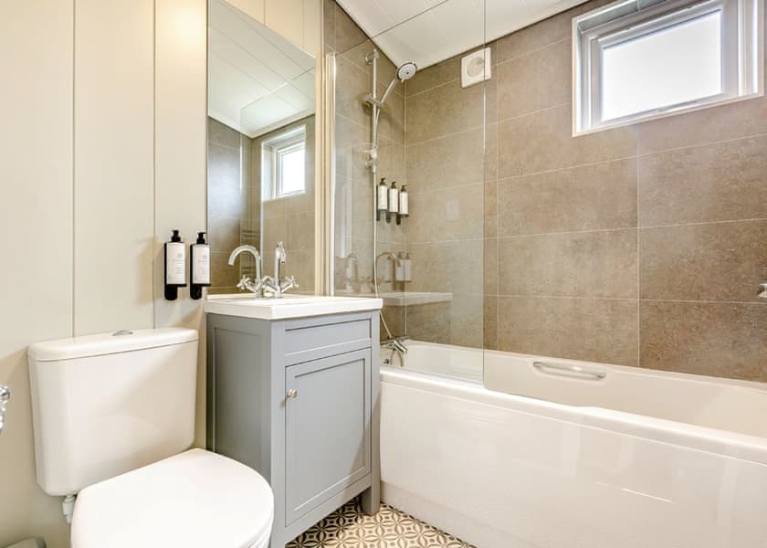 Elm View Lodge - Windmill Retreat & Spa, Glastonbury