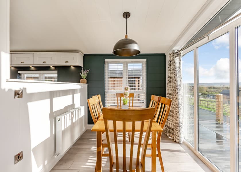 Beech View Lodge - Windmill Retreat & Spa, Glastonbury