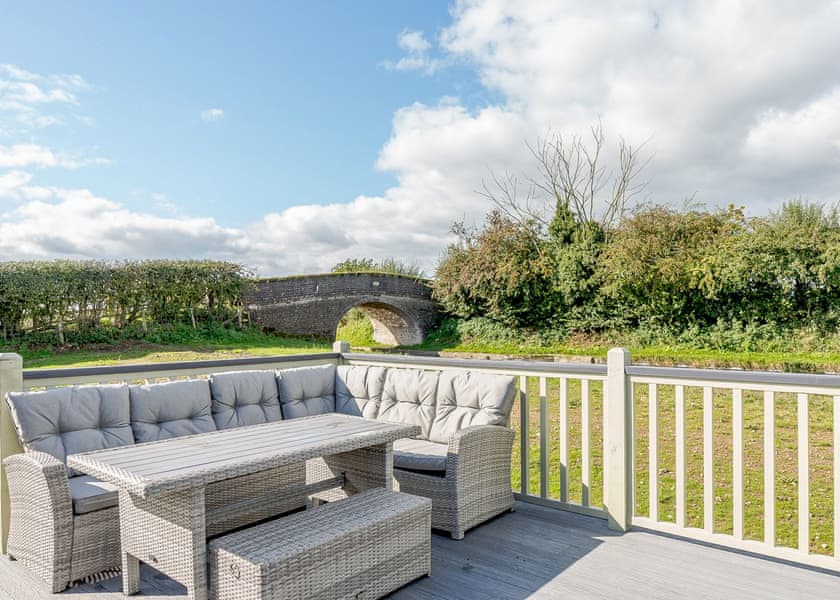 Heron - Winston Farm Lodges, Tetchill