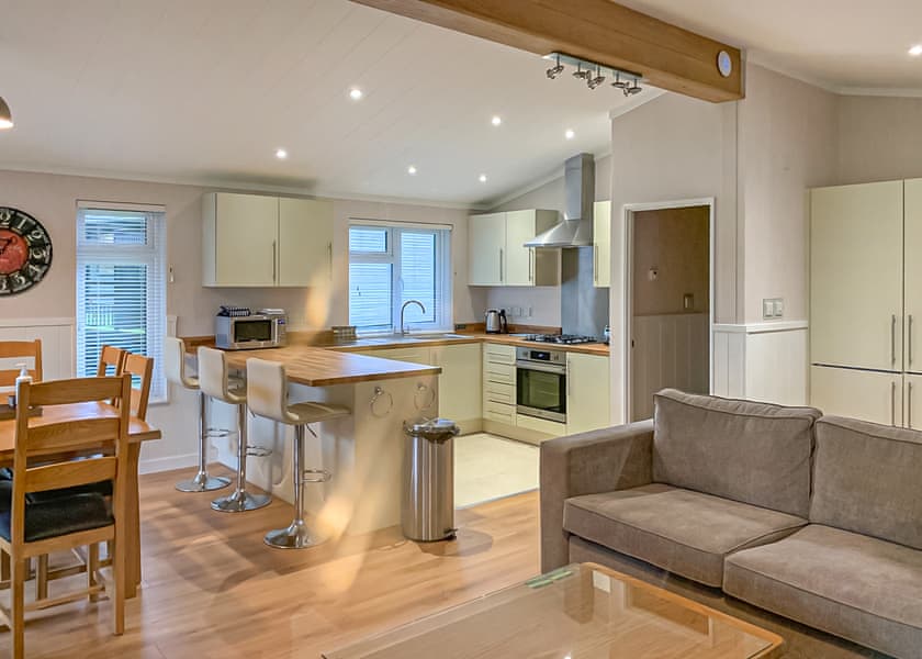 Kestrel Lodge - Willow Lakes Lodges, Ashby cum Fenby