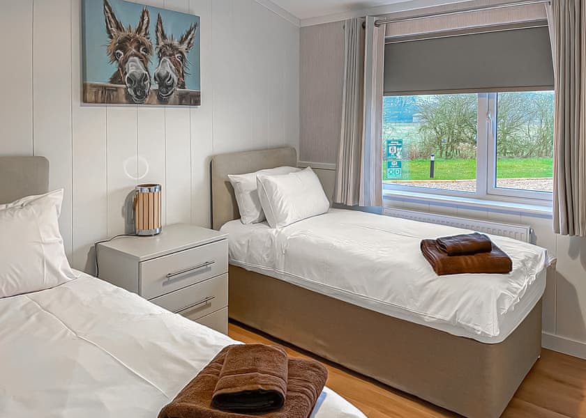 Wren Lodge - Willow Lakes Lodges, Ashby cum Fenby