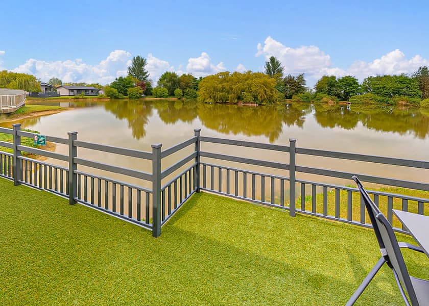 Kite Deluxe Lodge - Willow Lakes Lodges, Ashby cum Fenby