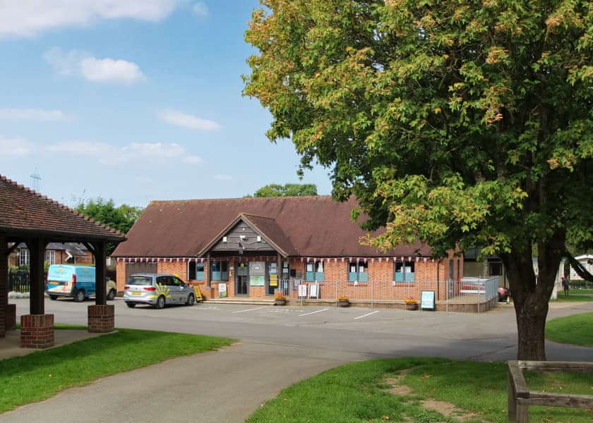 Wilksworth Caravan Park, Wimborne