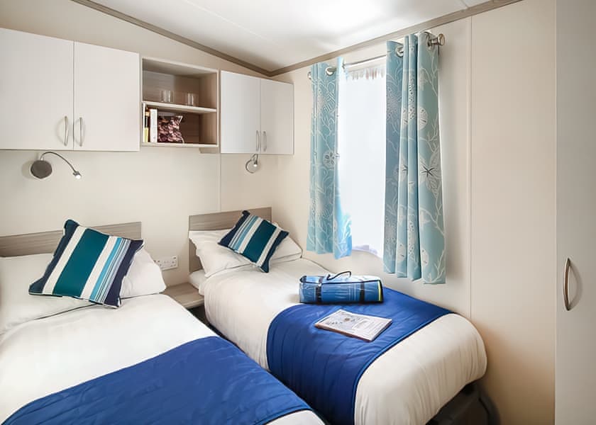 Caravan 2 - Wilksworth Caravan Park, Wimborne