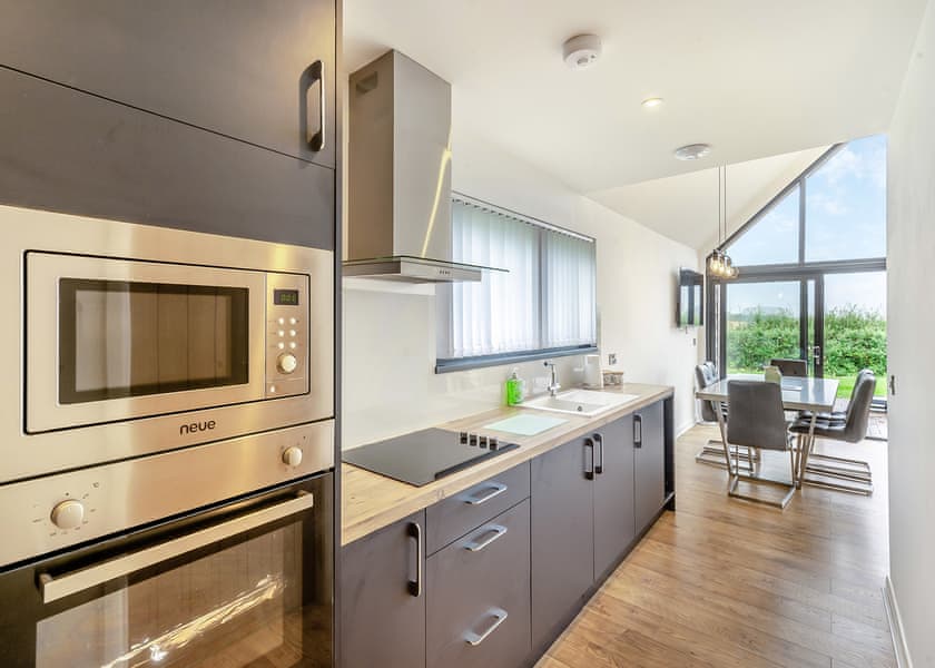 Captain Cook - Wyke Lodges, Guisborough