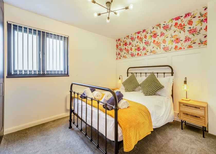 Captain Cook - Wyke Lodges, Guisborough