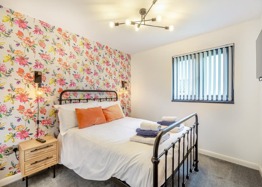 Captain Cook - Wyke Lodges, Guisborough